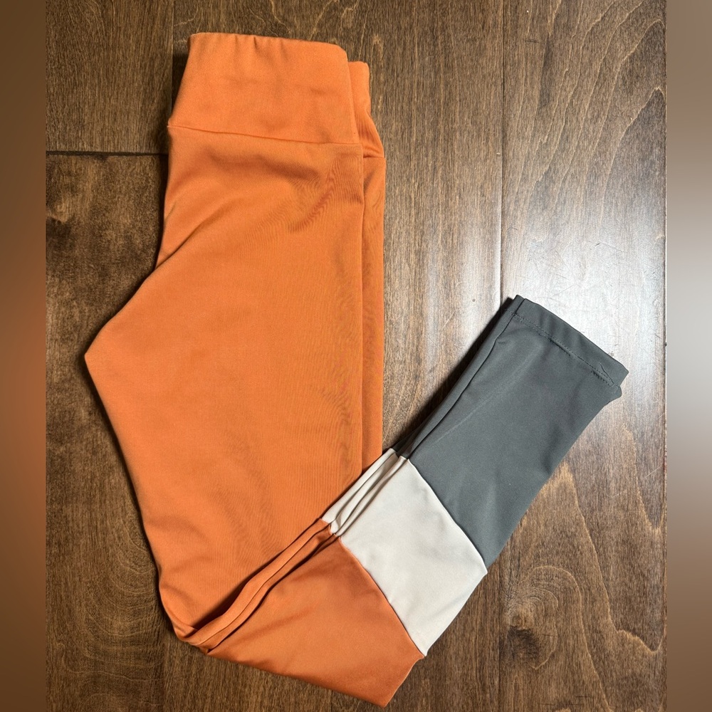 Zara Kids Color Block Leggings in Orange, Gray, and Cream Size 9-10